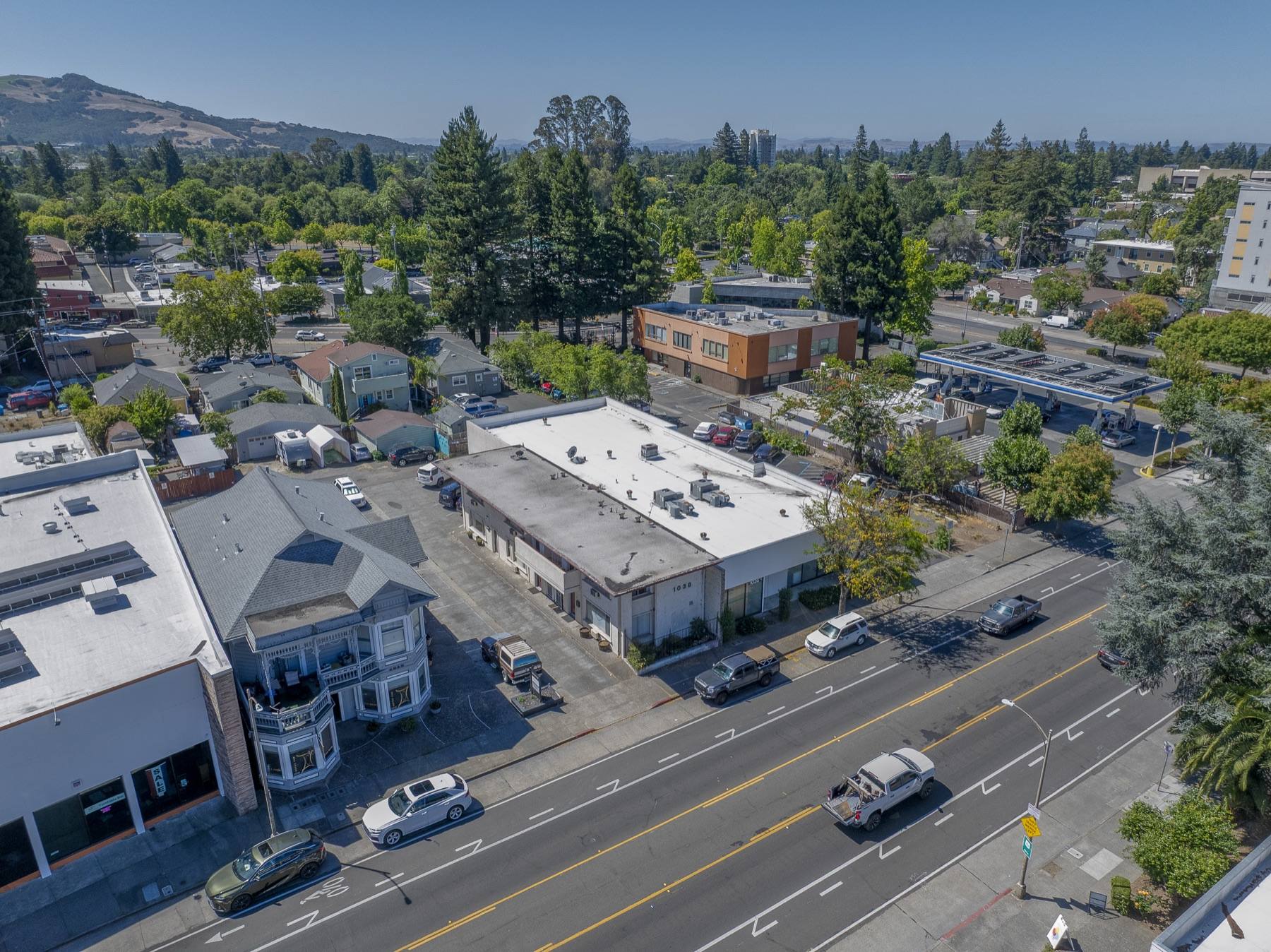 1038 4th Street photo 3