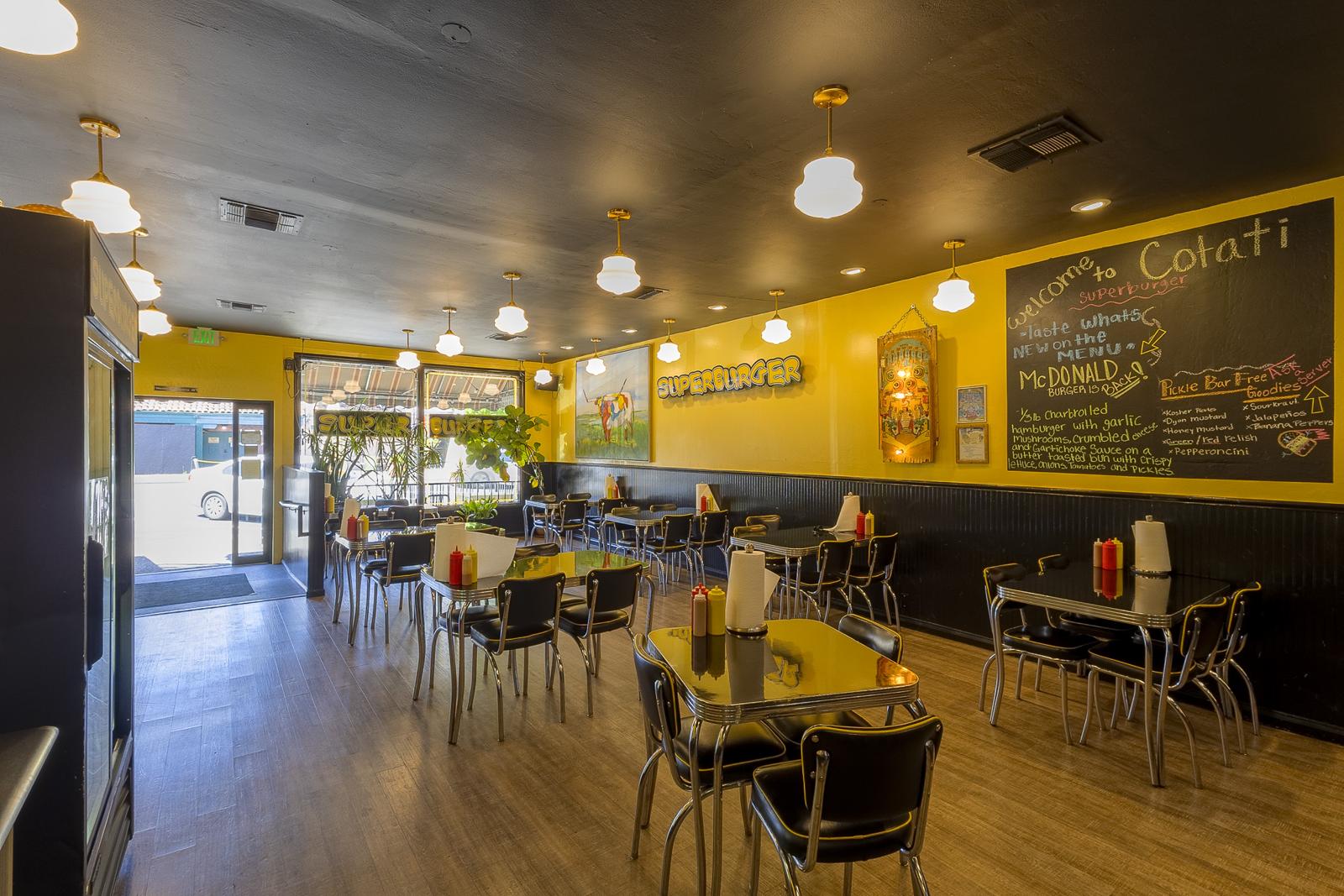 8200 La Plaza photo 6
